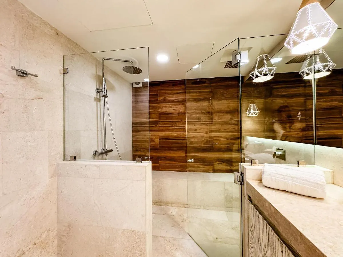 Ata30 -2 Bed Suite Gym Parking Wifi Beach Club Playa del Carmen Apartmán